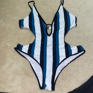 One piece swimsuit